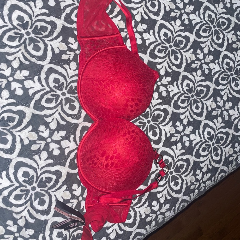 Red lace Victoria Secret Bra, 38DD